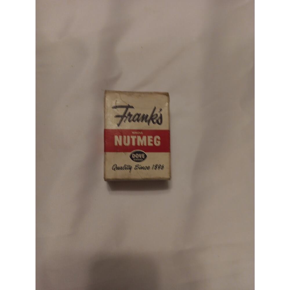 Franks Dove Nutmeg Paper Box 1 oz Net Unopened
